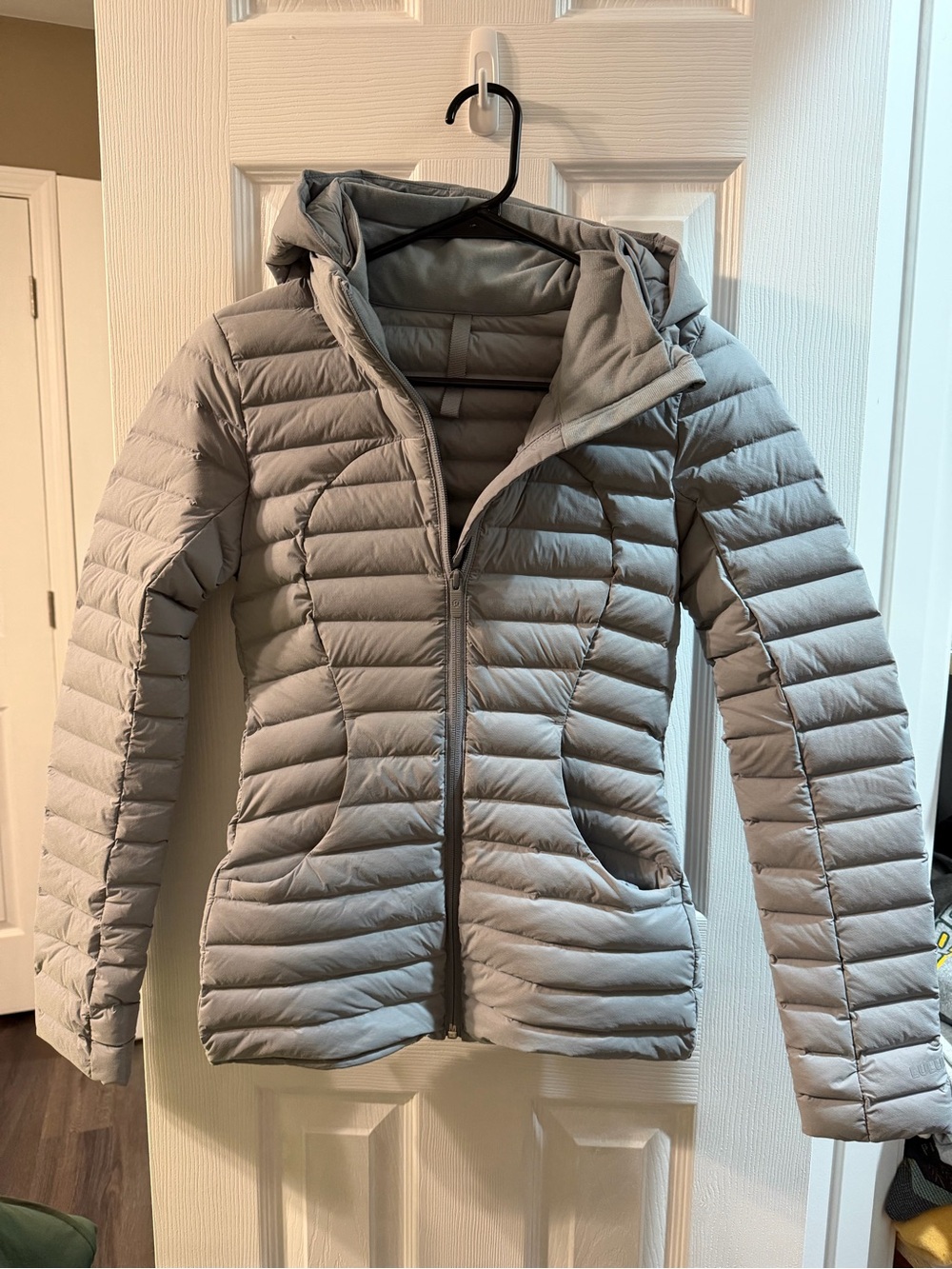 Lululemon Pack it down jacket